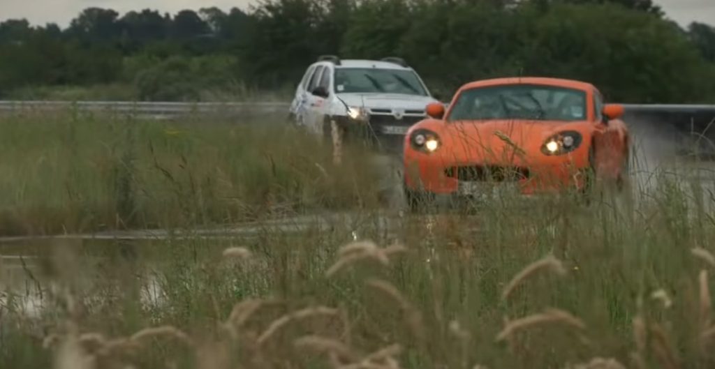 Dacia Duster circuit Ginetta (2)