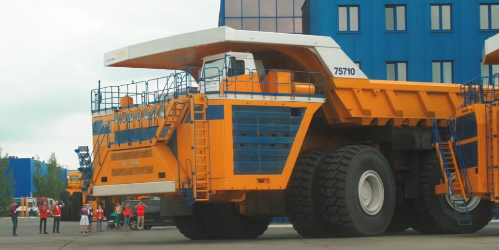 BelAZ 75710 cel mai mare camion din lume (9)