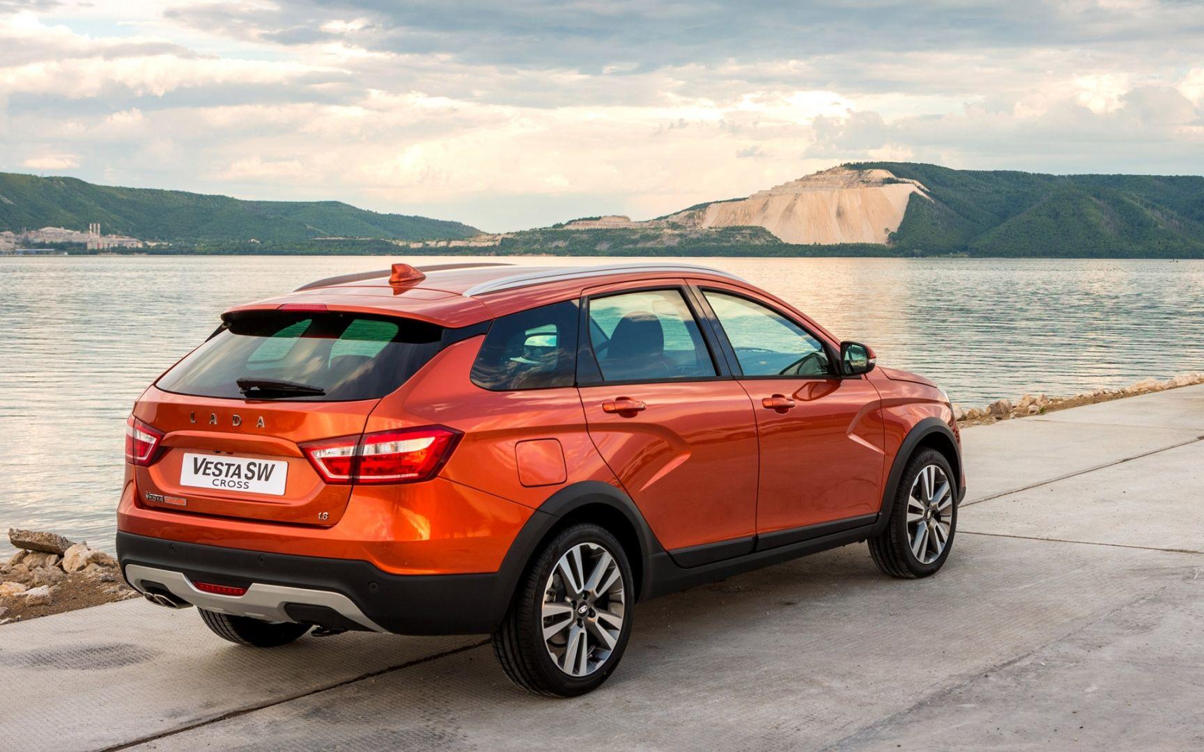 Lada Vesta Cross SUV mai ieftin decat Dacia Duster (17)