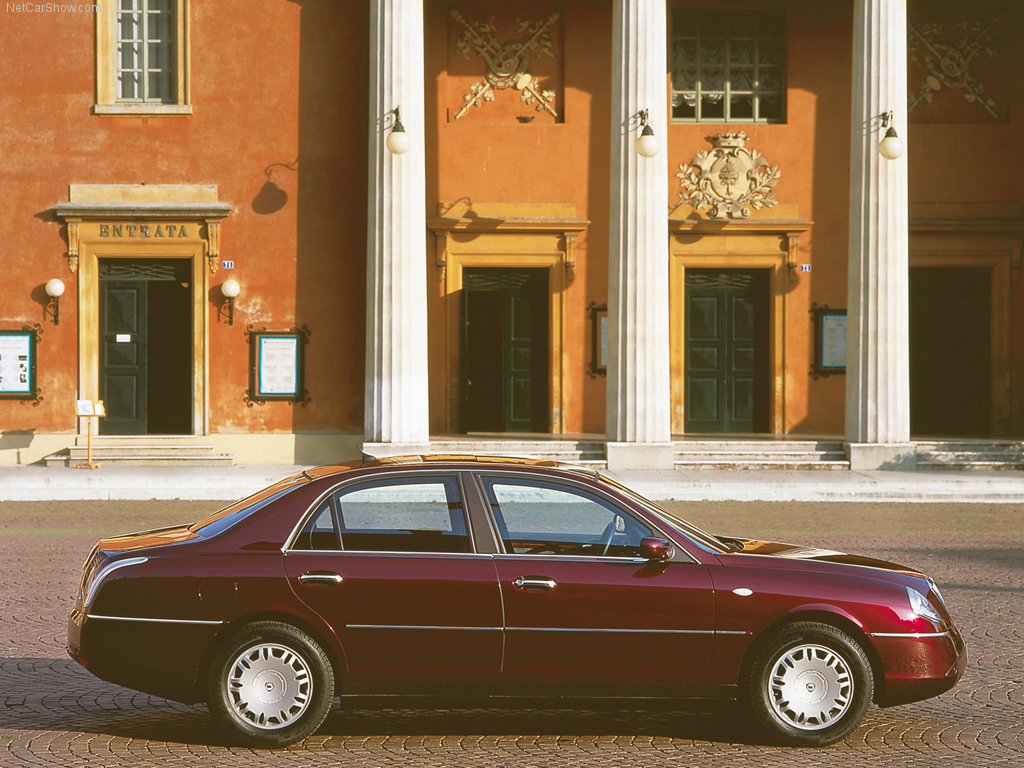 Lancia Thesis (31)