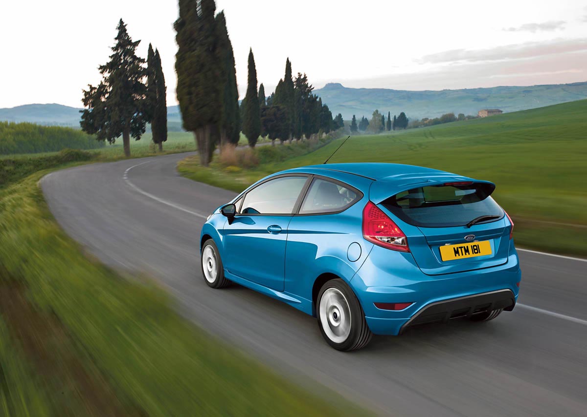 Ford Fiesta Zetec S - sub 5 litri la suta!