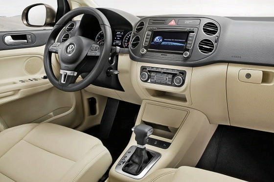 Golf Plus - interior neschimbat