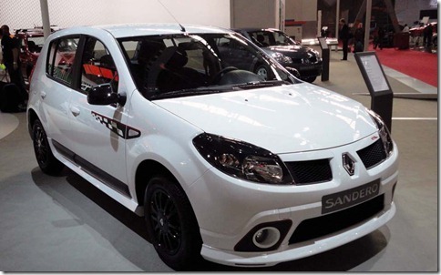 Sandero GT-Line vine cu un pachet exterior destul de agresiv