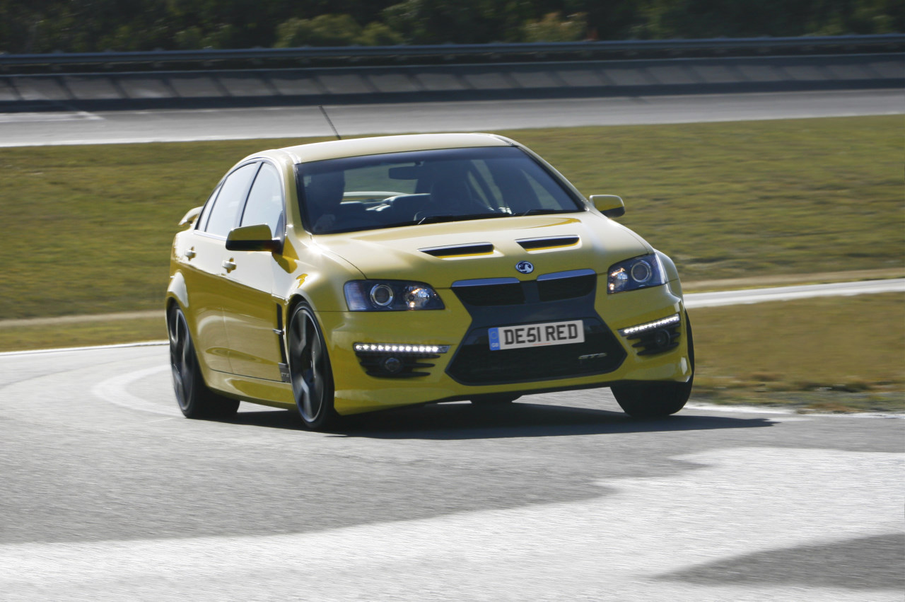 Vauxhall VXR8 facelift primeste suspensie magnetica si sistem Launch Control