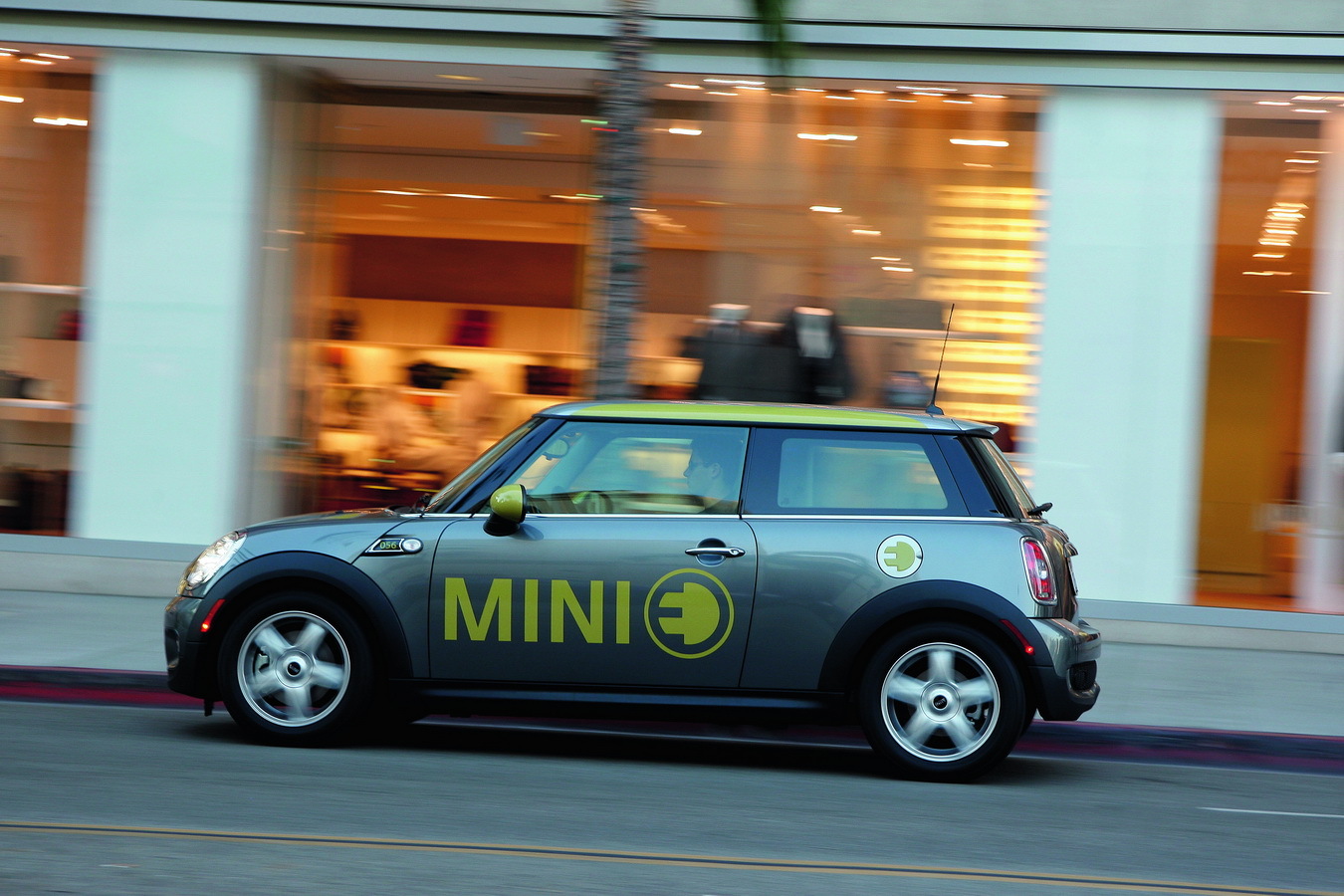 MINI E