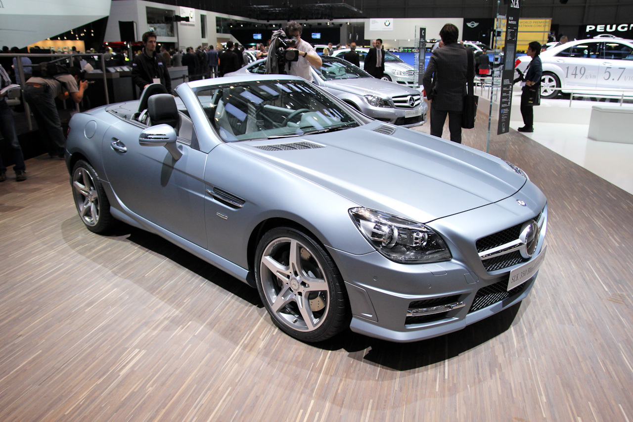 Mercedes SLK - generatie noua