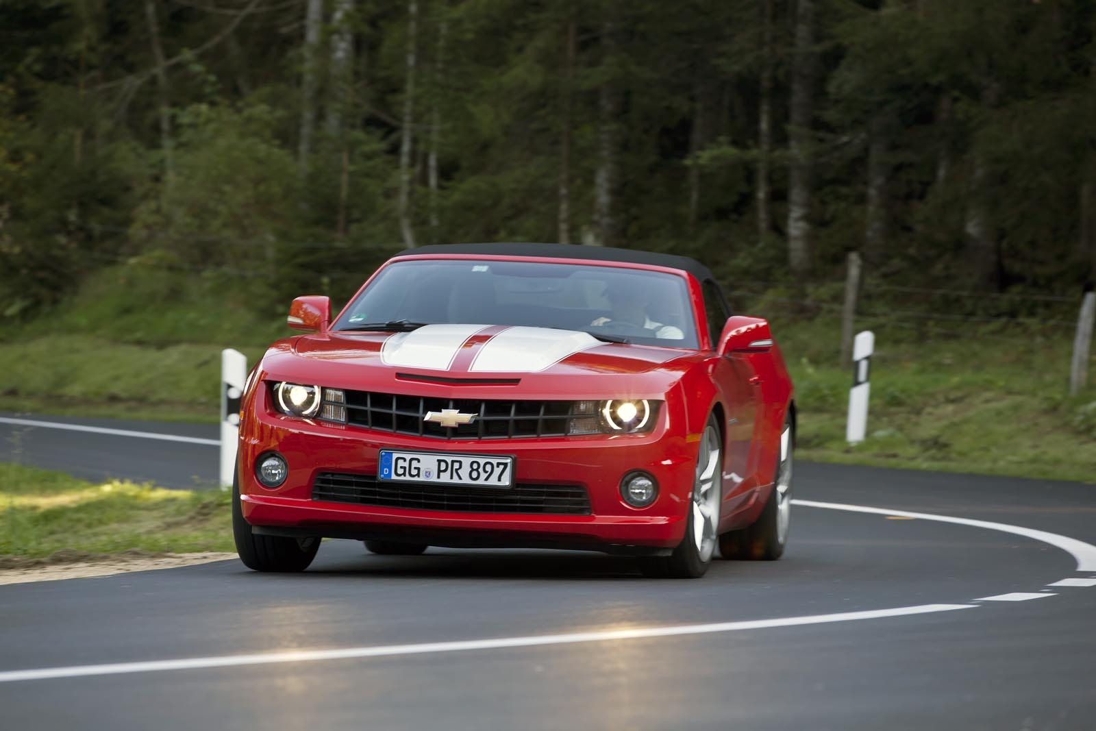 V8-ul de pe Chevrolet Camaro are un sunet ravisant