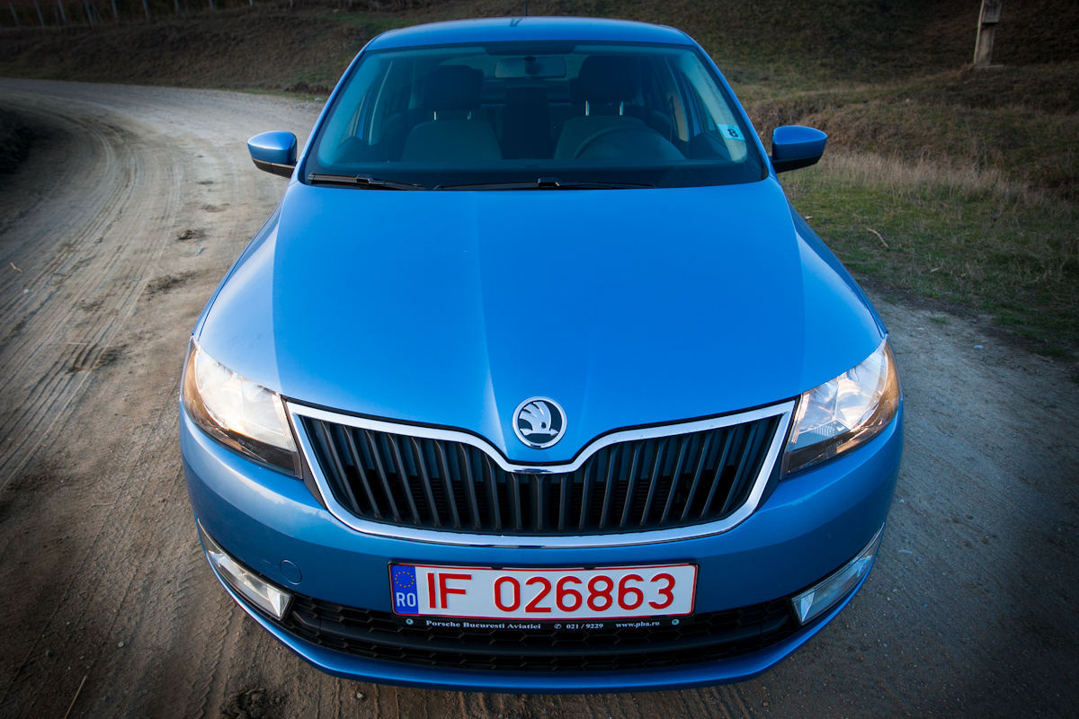 Skoda Rapid, front view