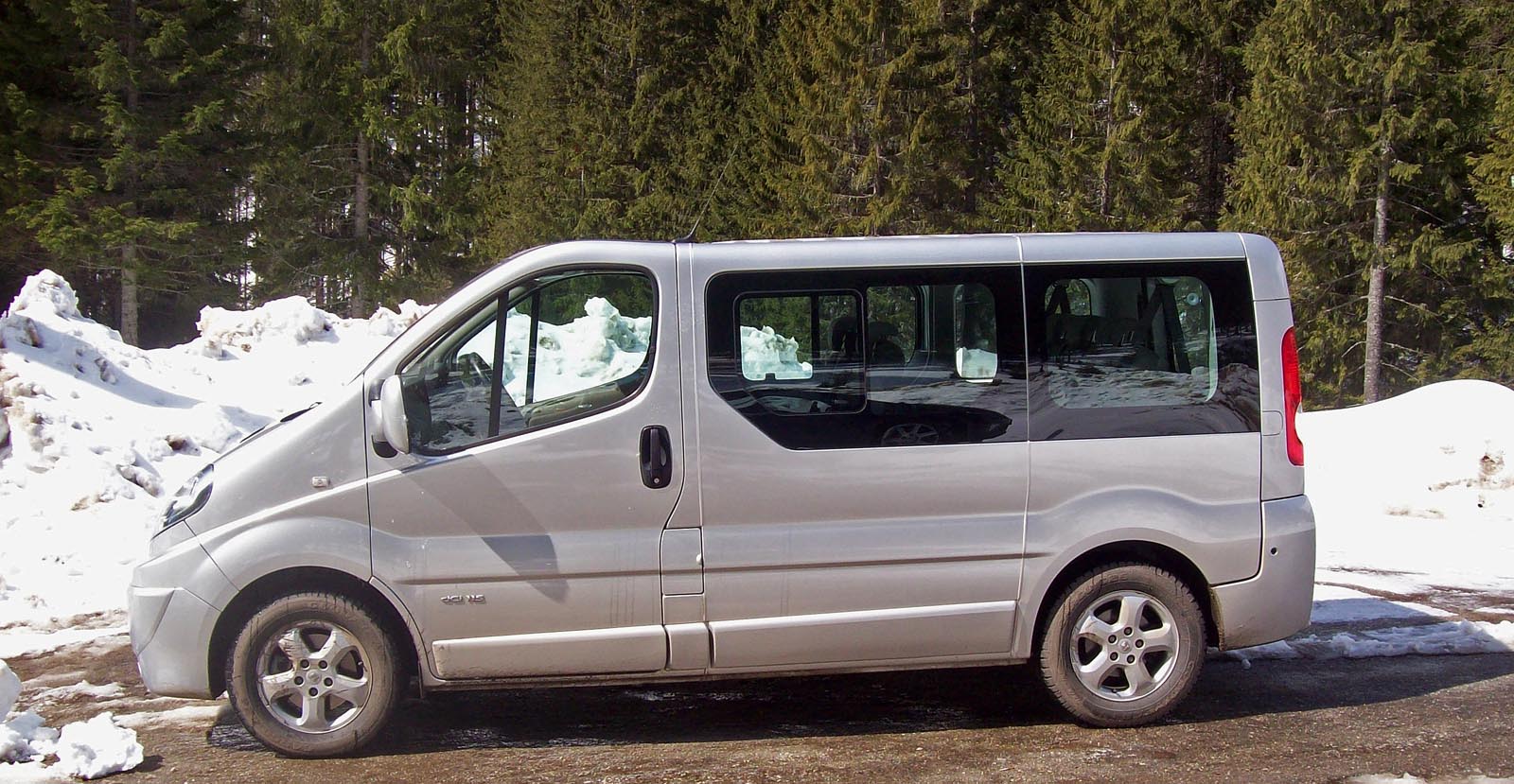 Renault Trafic - design interesant