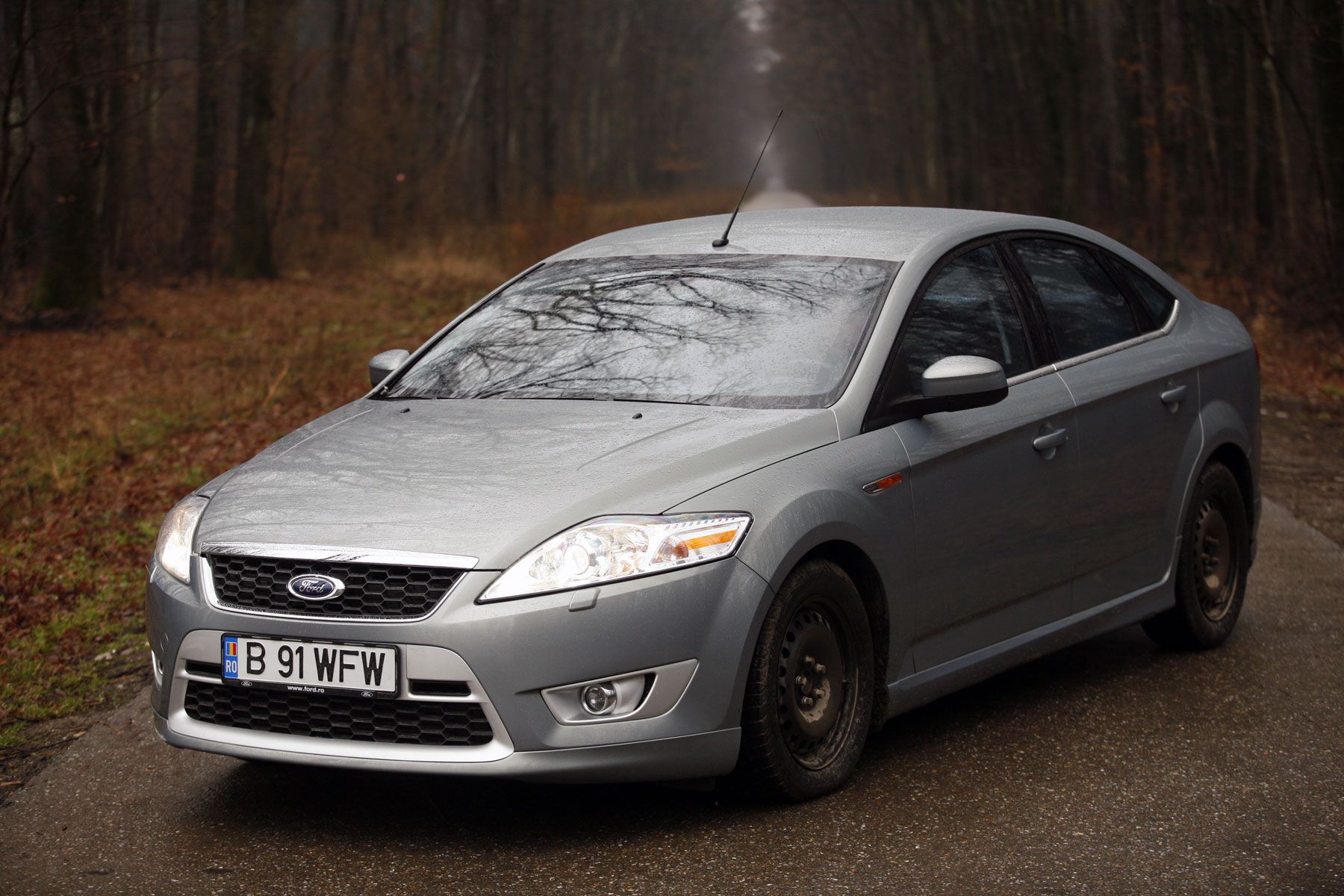 Ford Mondeo - fata