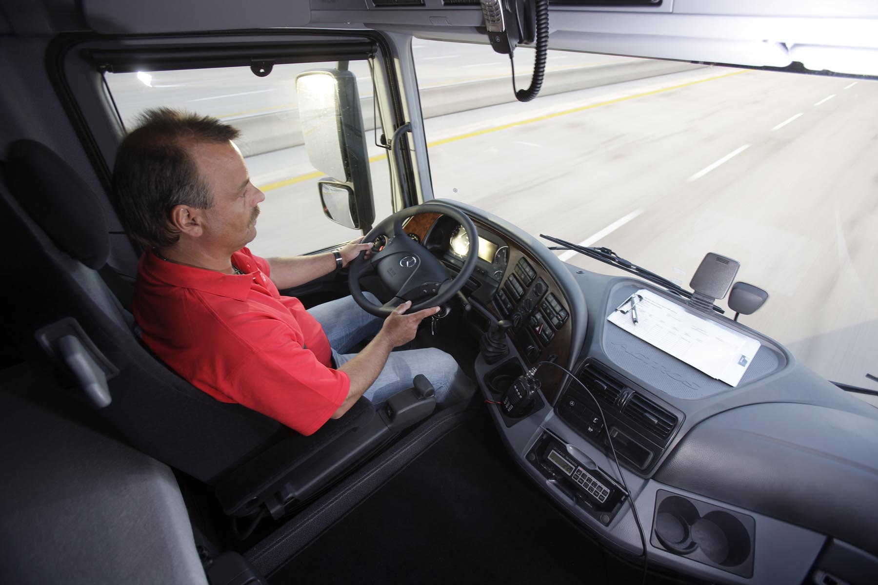 Mercedes Actros - post de conducere