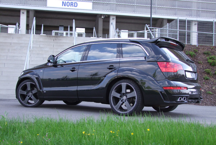 Audi Q7 mnai agresiv